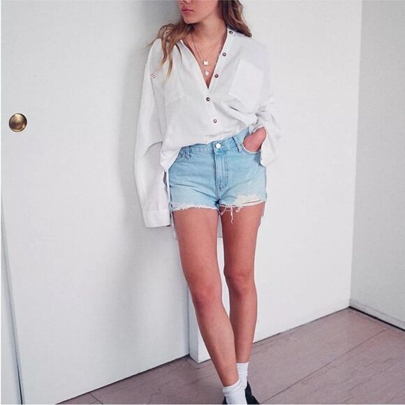 BDG Cut off Jean shorts, girlfriend high-rise Urban‎ Outfitters size 27 NWOT - Picture 1 of 10